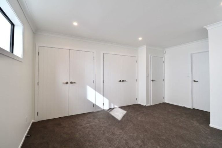 Photo of property in 210a Forrest Hill Road, Forrest Hill, Auckland, 0620