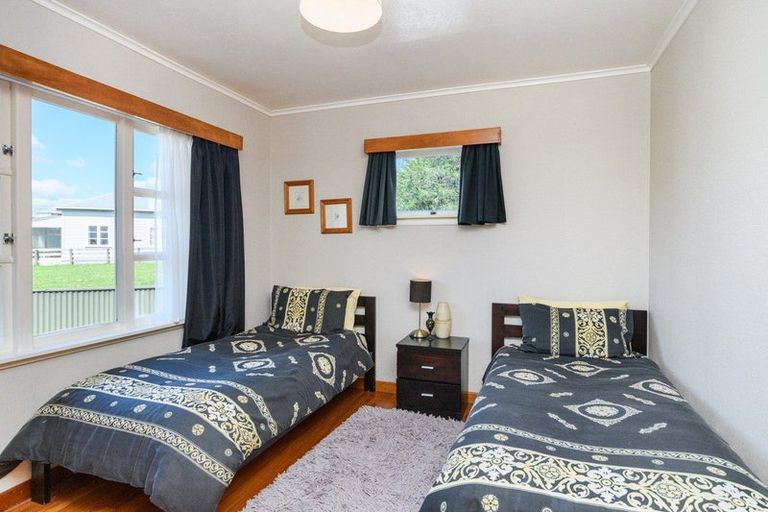 Photo of property in 85 Willoughby Street, Halcombe, Feilding, 4779