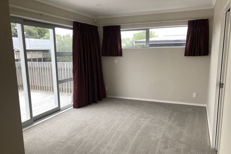 Photo of property in 15a Esther Street, Martinborough, 5711