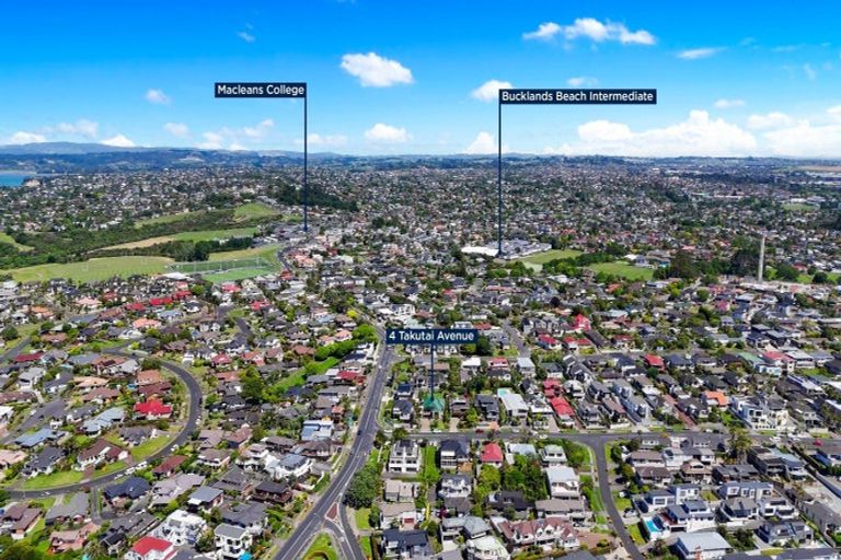 Photo of property in 4 Takutai Avenue, Bucklands Beach, Auckland, 2012
