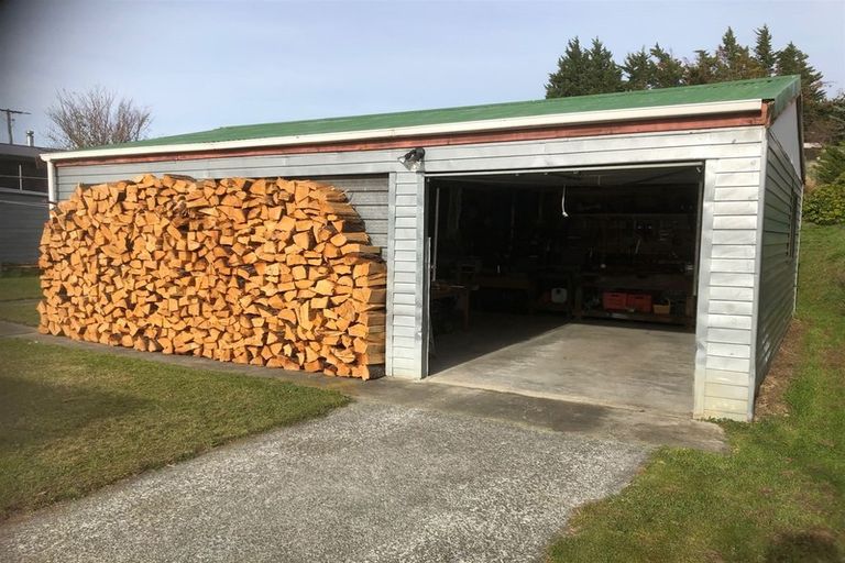 Photo of property in 109 Princes Street, Waikari, 7420