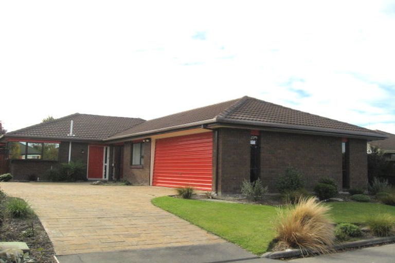 Photo of property in 3 Wynand Place, Sockburn, Christchurch, 8042