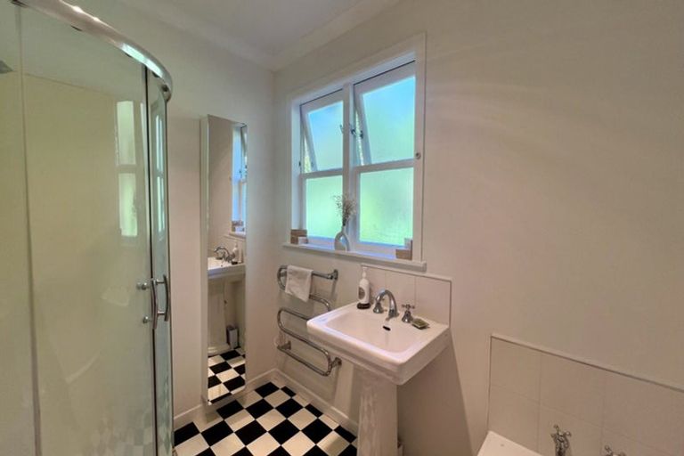 Photo of property in 21 Stonehaven Drive, Maungakaramea, 0178