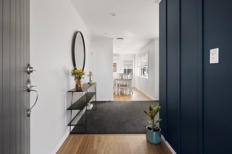 Photo of property in 5 Montrose Place, Pyes Pa, Tauranga, 3112