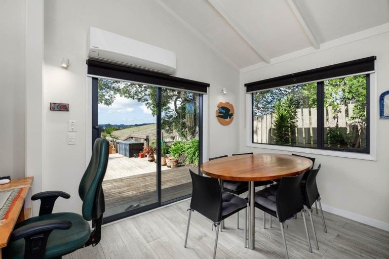 Photo of property in 35 Skudders Beach Road, Kerikeri, 0294