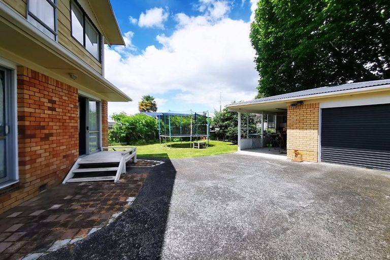 Photo of property in 61 Sandwich Road, St Andrews, Hamilton, 3200