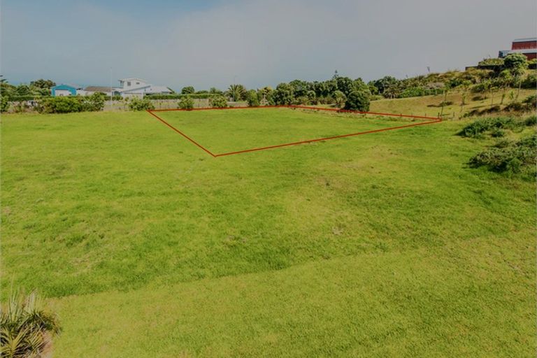 Photo of property in 38 Longbeach Drive, Castlecliff, Wanganui, 4501