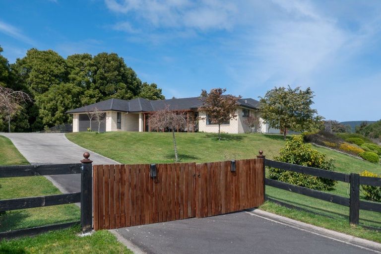 Photo of property in 16 Lacebark Drive, Kinloch, Taupo, 3377