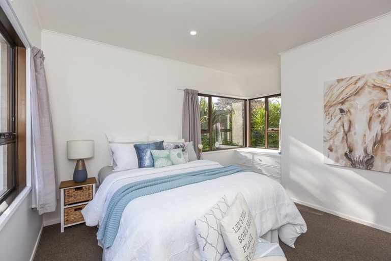 Photo of property in 42 Margaret Road, Raumati Beach, Paraparaumu, 5032