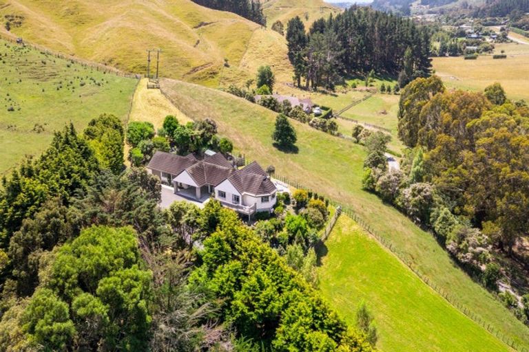 Photo of property in 274 Valley Road, Paraparaumu, 5032