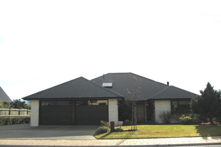 Photo of property in 30 Meadowstone Drive, Wanaka, 9305