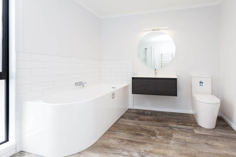 Photo of property in 10 Don Money Street, Wallaceville, Upper Hutt, 5018