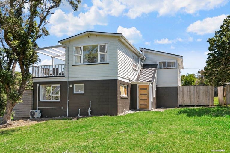 Photo of property in 4 Matai Road, Stanmore Bay, Whangaparaoa, 0932