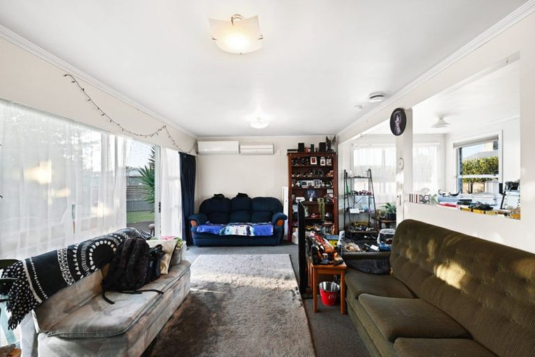 Photo of property in 18 Oakfield Crescent, Pukete, Hamilton, 3200