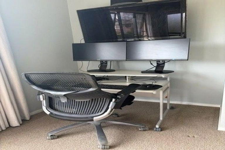 Photo of property in 41 Wesley Avenue, Frankleigh Park, New Plymouth, 4310
