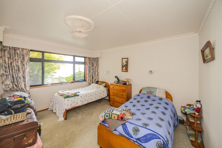 Photo of property in 11 Mersey Street, South Hill, Oamaru, 9400