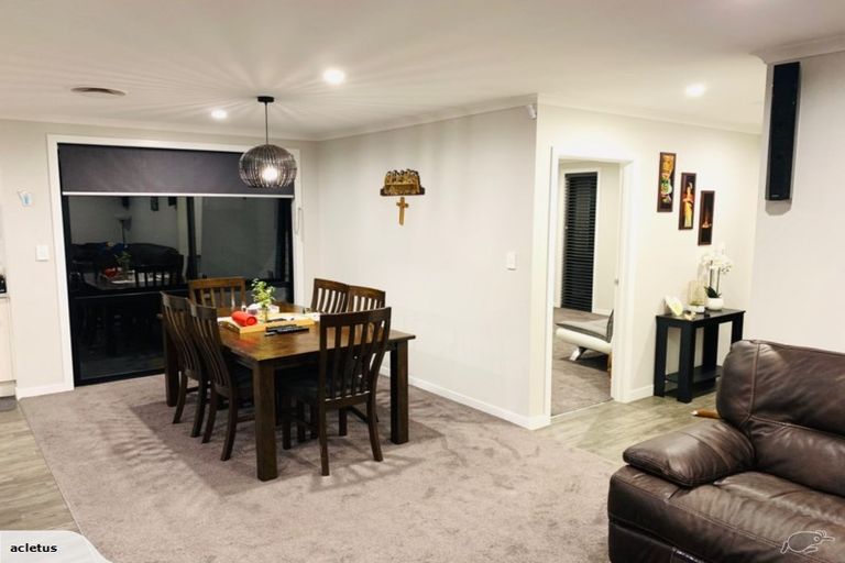 Photo of property in 82 Puhirake Crescent, Pyes Pa, Tauranga, 3112