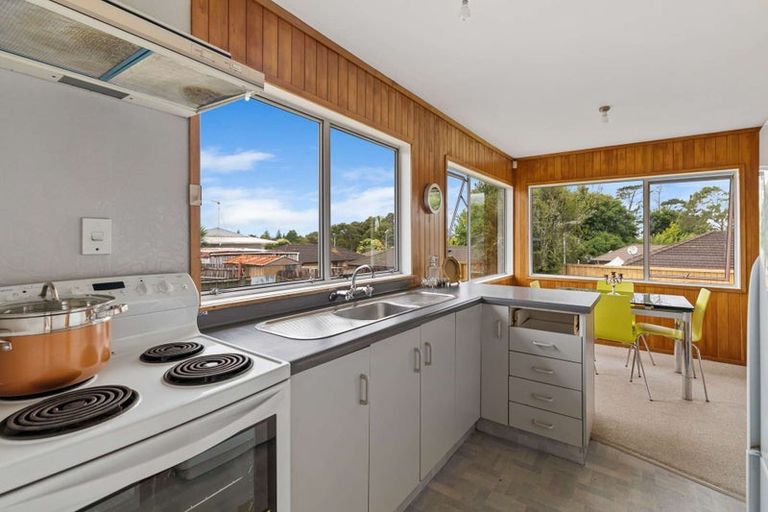 Photo of property in 1/25a Tidal Road, Mangere, Auckland, 2022