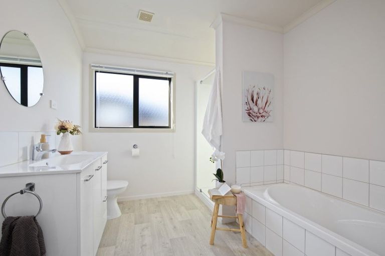 Photo of property in 81 Isabella Drive, Pukekohe, 2120