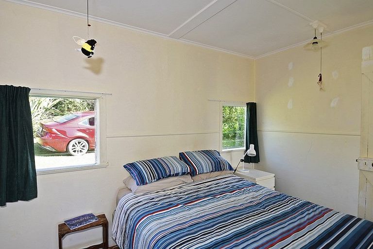 Photo of property in 8 Spray Crescent, Leigh, 0985