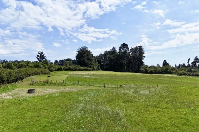 Photo of property in 114 Dudley Road Upper, Inglewood, 4386