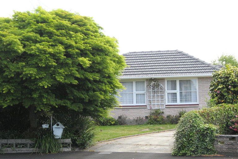 Photo of property in 7 Dalton Place, Burnside, Christchurch, 8053