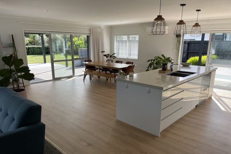 Photo of property in 13 Birdie Lane, Waiwhakaiho, New Plymouth, 4312