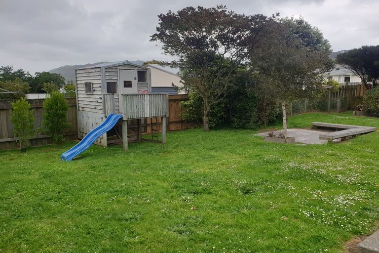 Photo of property in 111 Waiuta Street, Titahi Bay, Porirua, 5022