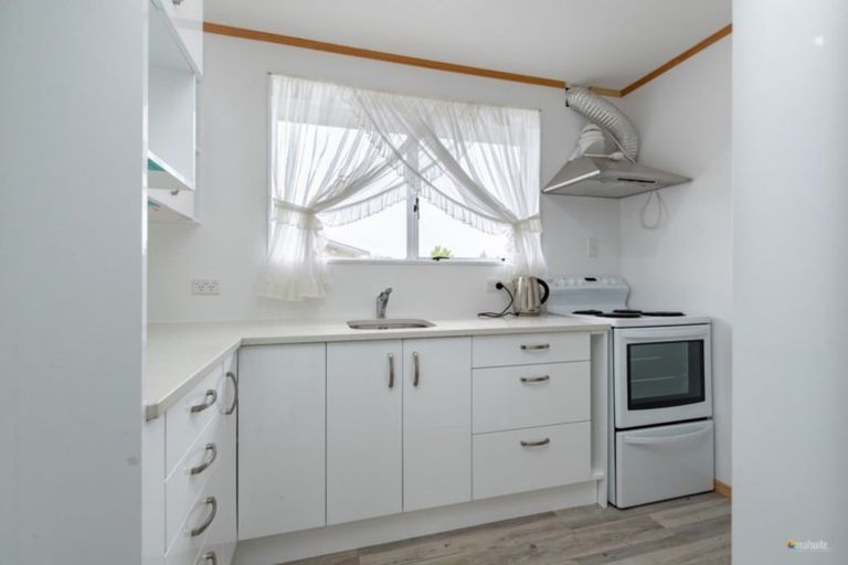 Photo of property in 35a Roband Crescent, Brown Owl, Upper Hutt, 5018