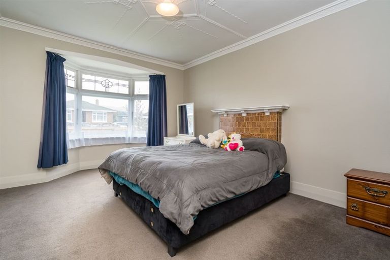 Photo of property in 129 Macandrew Road, South Dunedin, Dunedin, 9012