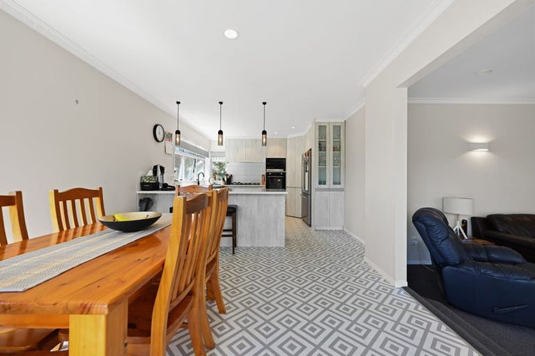 Photo of property in 12 Willowfield Place, Pukete, Hamilton, 3200