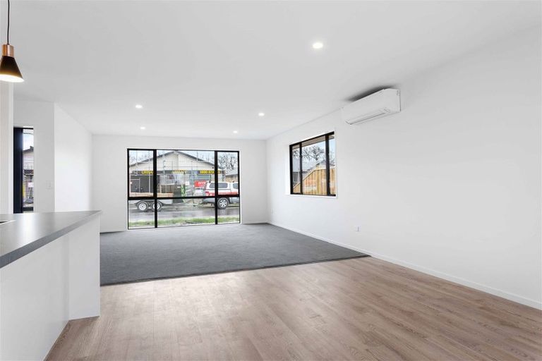 Photo of property in 14 Croydon Street, Woodend, 7610