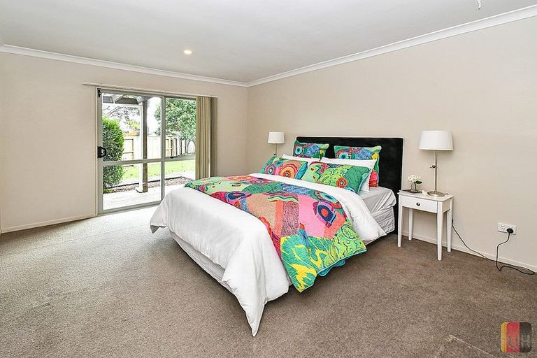 Photo of property in 5 Wairua Place, Pukekohe, 2120