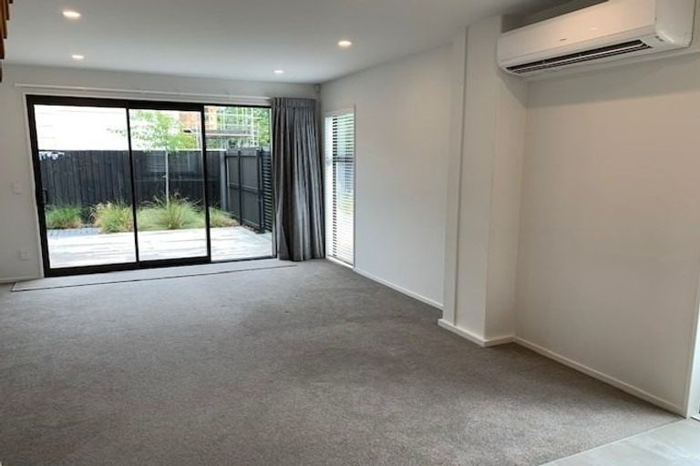 Photo of property in 42 Church Square, Addington, Christchurch, 8024