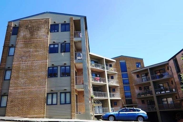 Photo of property in 40 Charlotte Street, Takapau, 4203