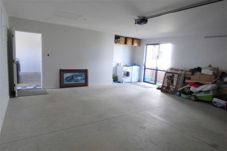 Photo of property in 70 Dillon Drive, Bell Block, New Plymouth, 4312