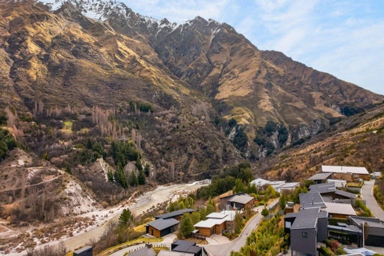 Photo of property in 13 Haines Way, Arthurs Point, Queenstown, 9371