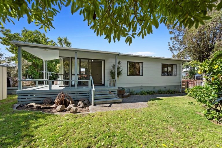 Photo of property in 14b Lyn Grove, Papamoa Beach, Papamoa, 3118