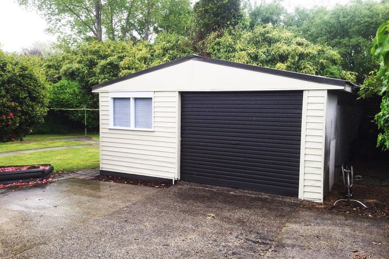 Photo of property in 4 Clyde Street, Utuhina, Rotorua, 3015