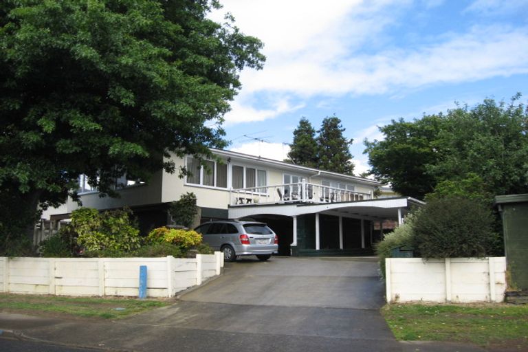 Photo of property in 3 Tatariki Street, Rosehill, Papakura, 2113