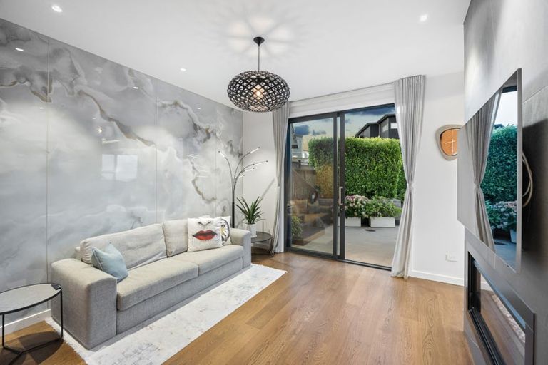 Photo of property in 41 Bounty Road, Long Bay, Auckland, 0630