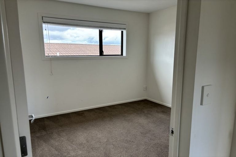 Photo of property in 32a Bleakhouse Road, Howick, Auckland, 2014