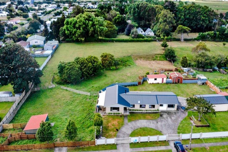 Photo of property in 38 Ketemarae Road, Normanby, Hawera, 4675