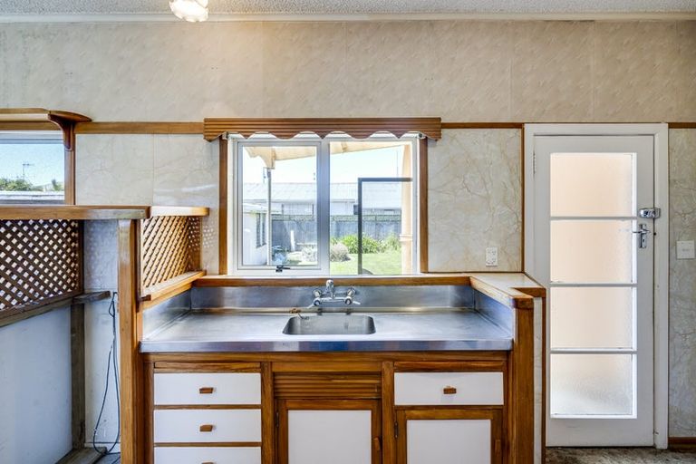 Photo of property in 26 Lee Road, Taradale, Napier, 4112