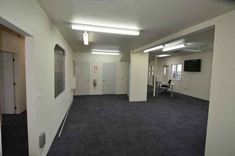 Photo of property in 1d Daytona Road, Henderson, Auckland, 0610