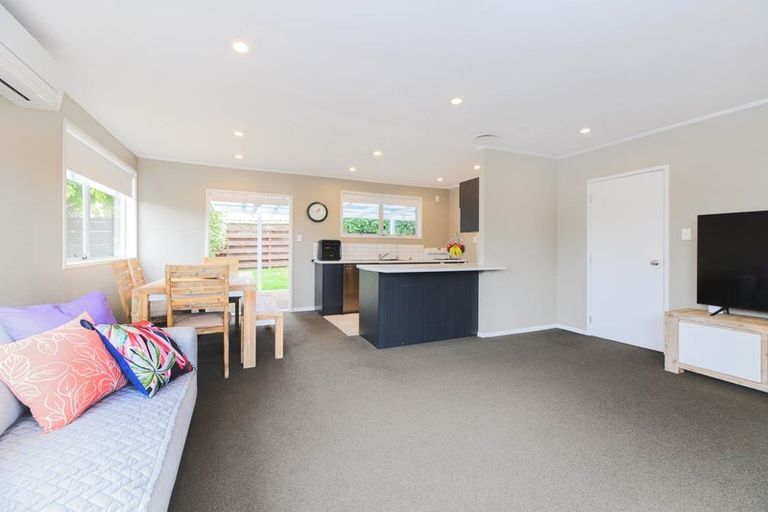 Photo of property in 132 Awaruku Road, Torbay, Auckland, 0630