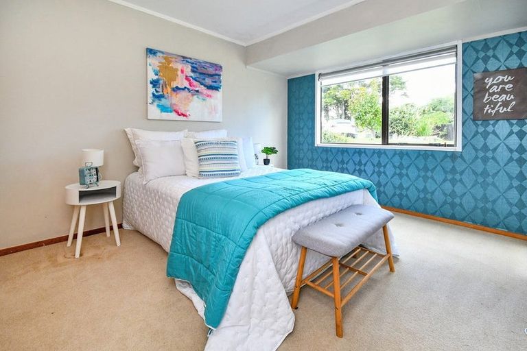 Photo of property in 9 Rarahu Place, The Gardens, Auckland, 2105