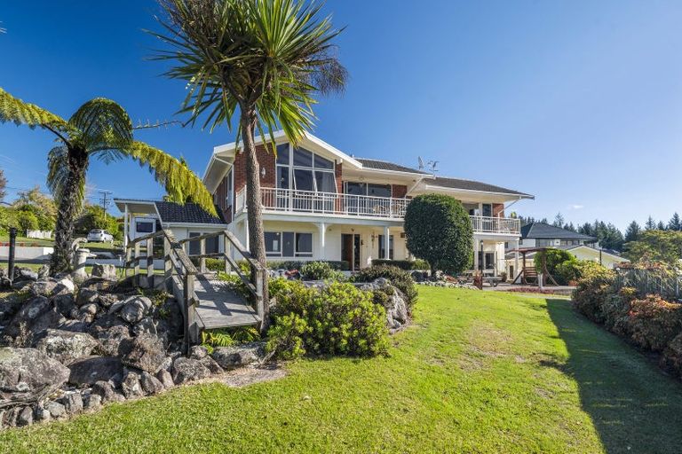 Photo of property in 79 Utuhina Road, Springfield, Rotorua, 3015