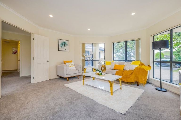 Photo of property in 1 Kellaway Drive, East Tamaki, Auckland, 2013