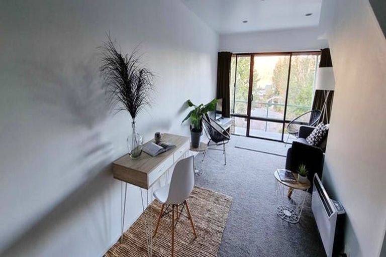 Photo of property in 2/43 Goldridge Way, Queenstown, 9300